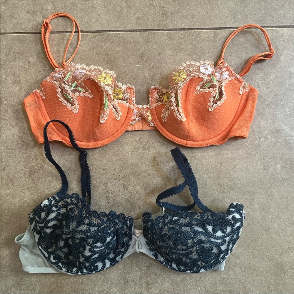 2 Victorias Secret Angels 34B Blue Orange Lace Embroidered Padded Bras